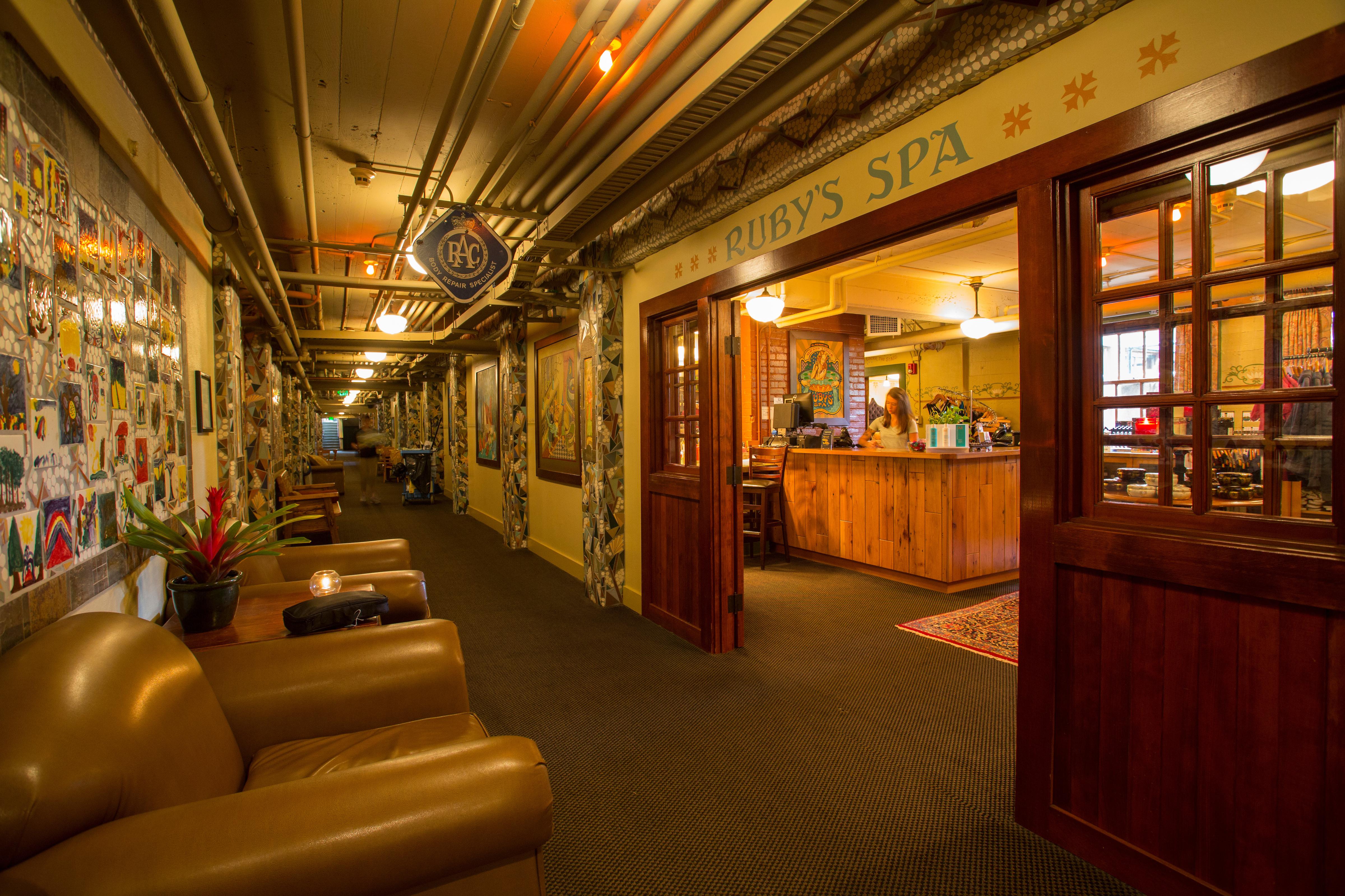 Mcmenamins Grand Lodge Forest Grove Exteriér fotografie