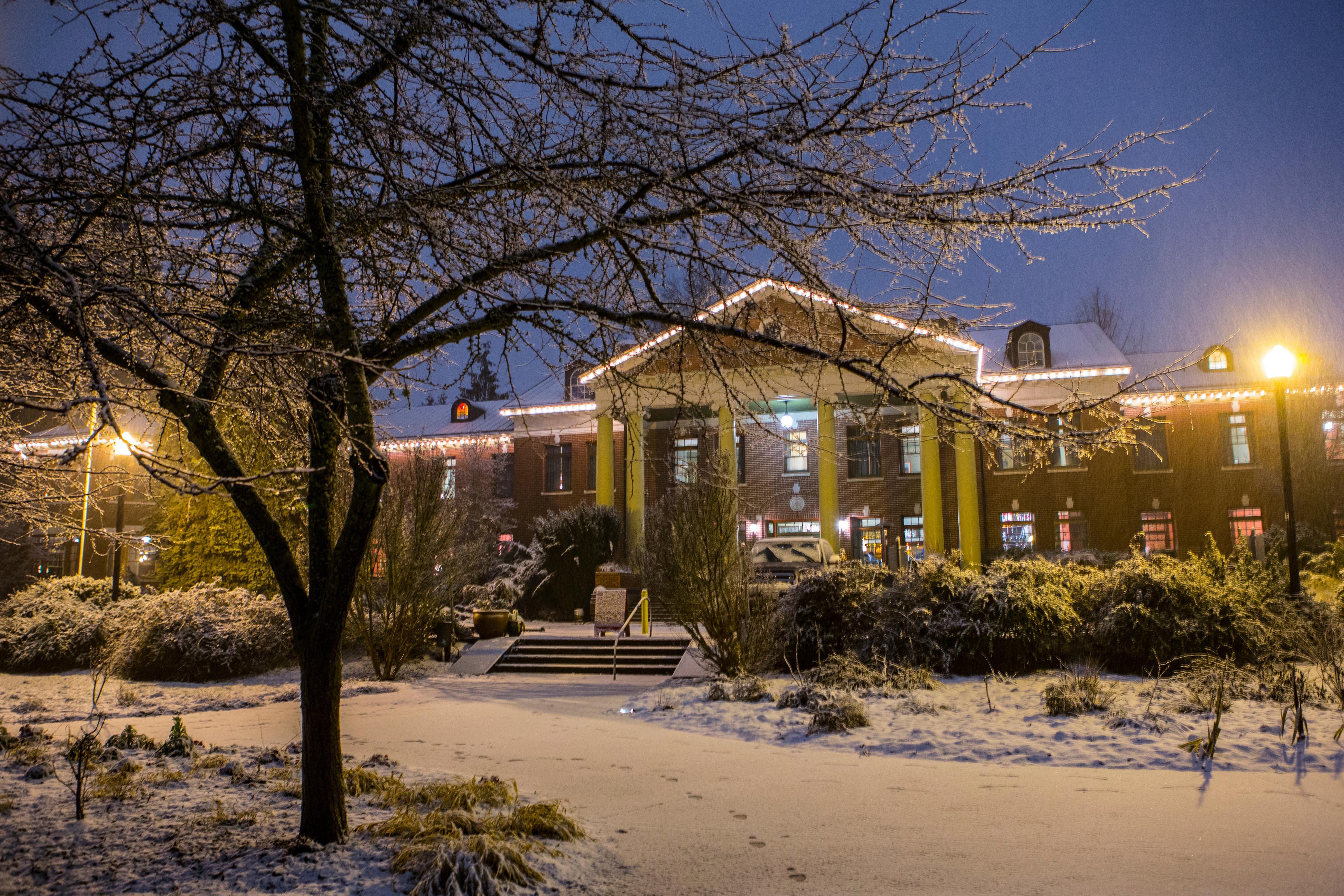 Mcmenamins Grand Lodge Forest Grove Exteriér fotografie