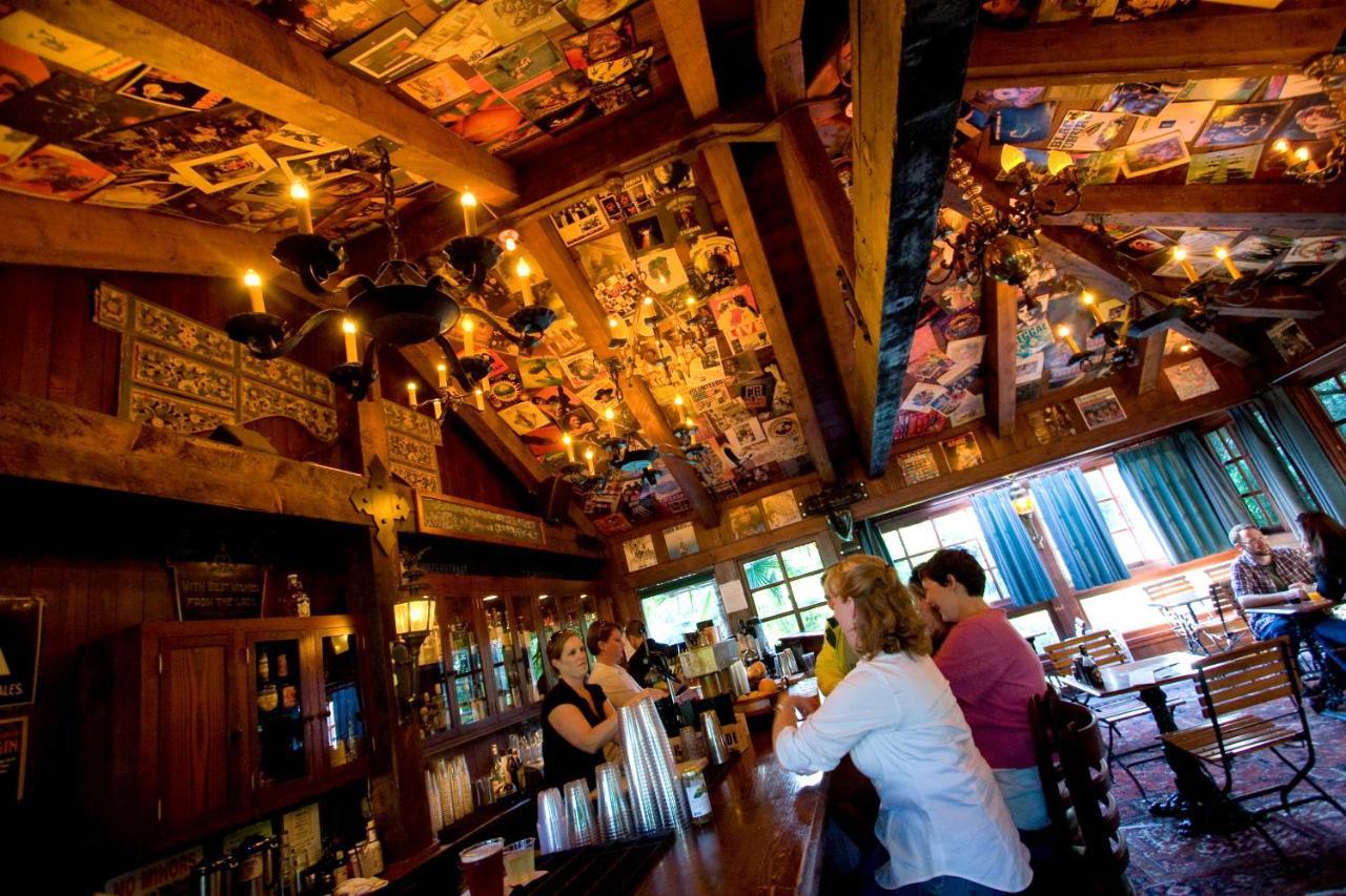 Mcmenamins Grand Lodge Forest Grove Exteriér fotografie