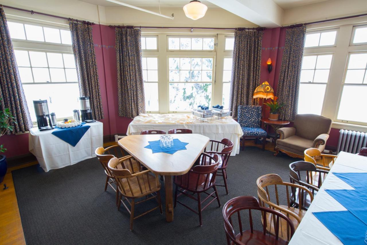 Mcmenamins Grand Lodge Forest Grove Exteriér fotografie